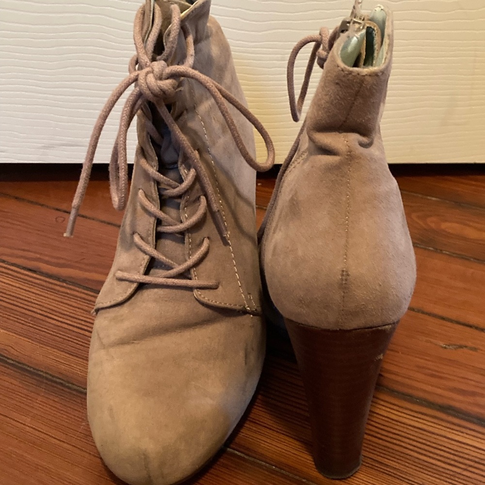 Beige lace boots